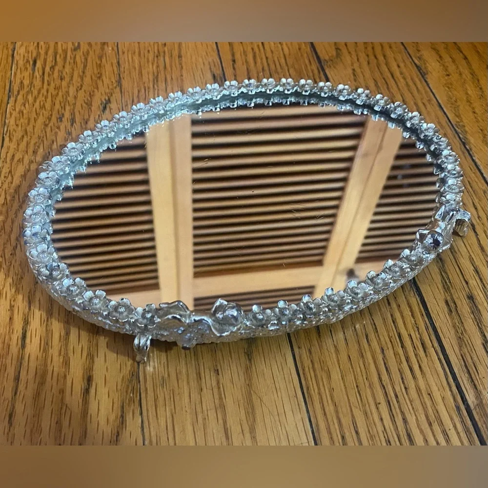 Vintage [mini] gold tray with whimsical trim